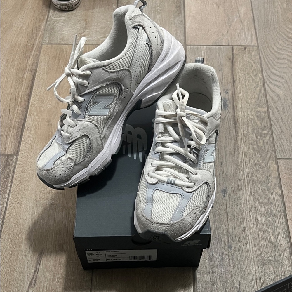 Big Kids 530 New Balance Cream and Gray Athletic Shoes